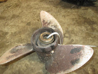 Load image into Gallery viewer, Johnson 90hp 2 stroke outboard aluminum prop (14x19)
