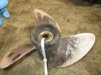 Load image into Gallery viewer, Johnson 90hp 2 stroke outboard aluminum prop (14x19)
