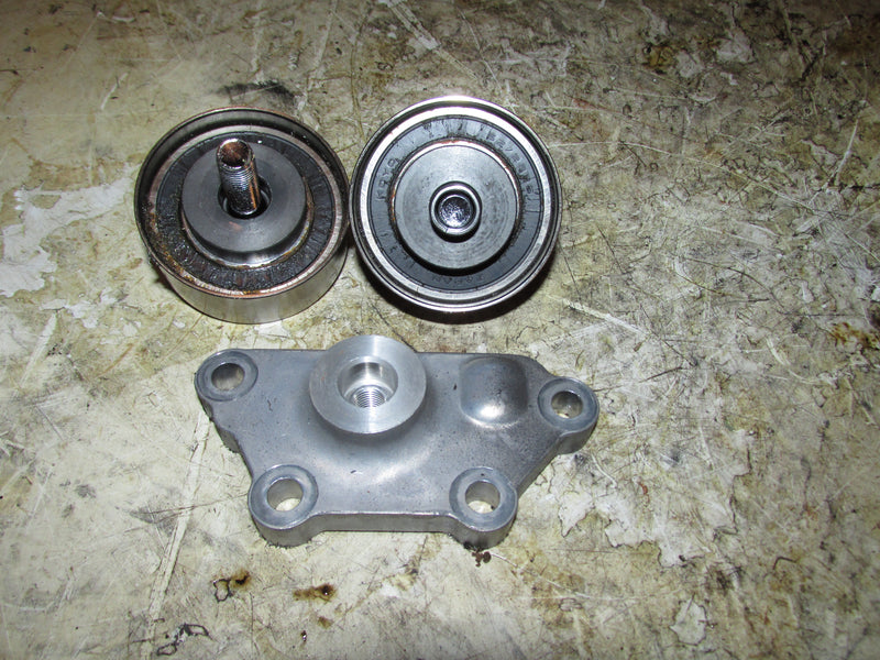 Yamaha 4.2L 300hp 4 Stroke Outboard Idler Pully Set (6CB-15512-00)