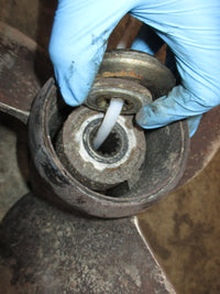 Load image into Gallery viewer, Johnson 90hp 2 stroke outboard aluminum prop (14x19)
