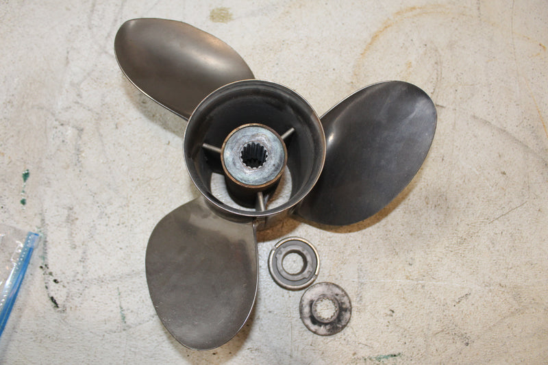 Suzuki DT150 150hp Outboard Stainless Steel Propeller (14 1/4 X 20)