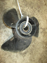 Load image into Gallery viewer, Johnson 90hp 2 stroke outboard aluminum prop (14x19)
