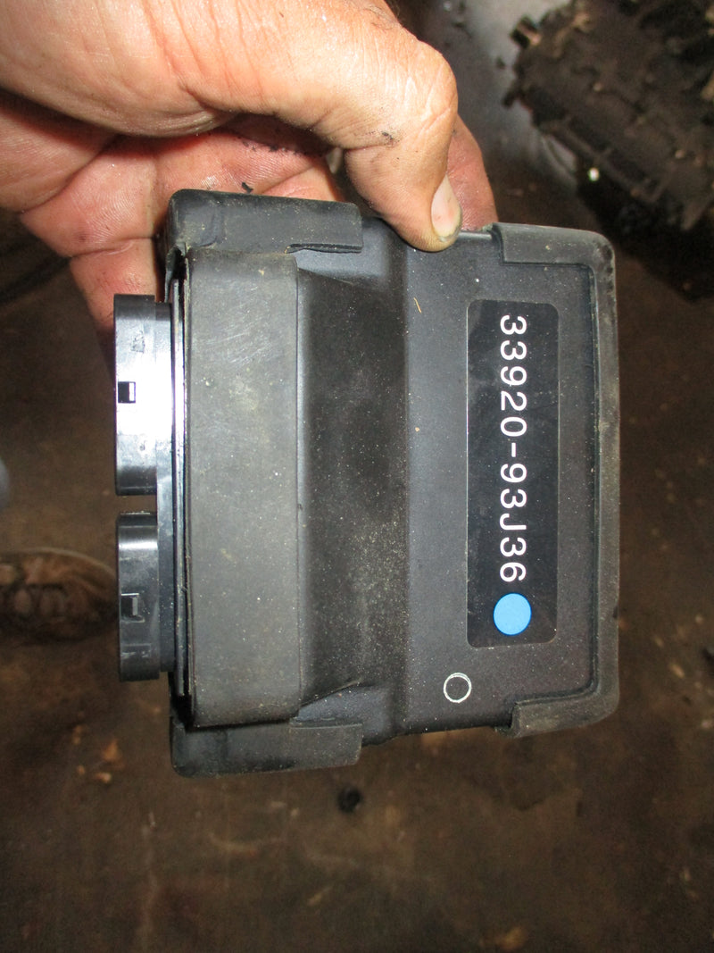 Suzuki DF200 outboard ECU (33920)