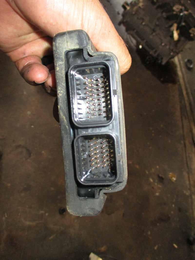 Suzuki DF200 outboard ECU (33920)