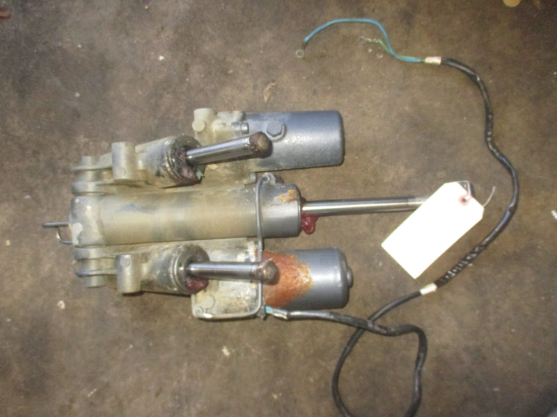 Yamaha 250hp 4 stroke outboard Tilt Trim Unit (69J-01/69J-43800-01-4D)