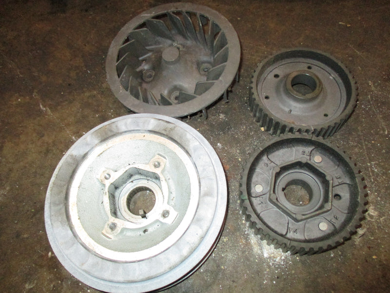 Honda BF250 outboard pulley and driven gear set (14270-ZVL-000)