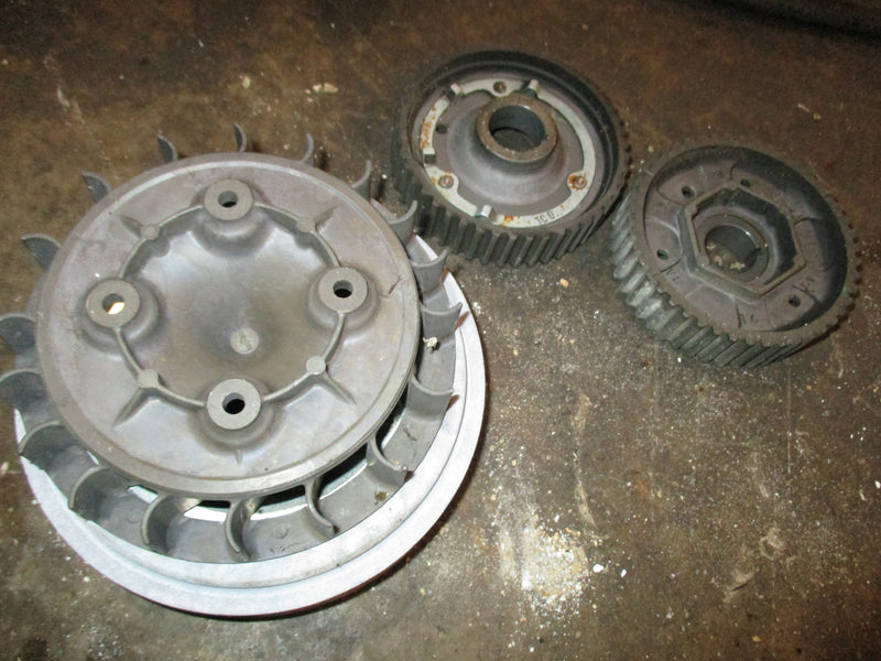 Honda BF250 outboard pulley and driven gear set (14270-ZVL-000)