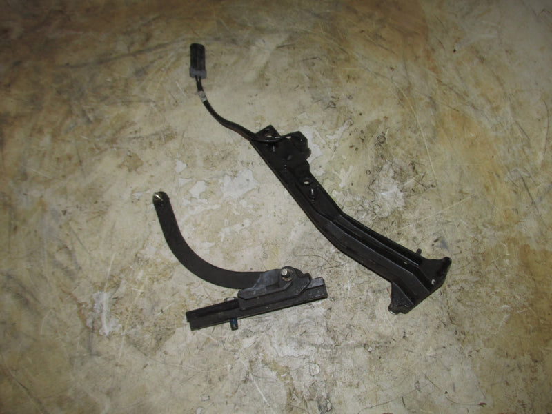 Mercury 225hp Optimax 2 stroke Outboard Shift Bracket/Neutral switch (899080T01)