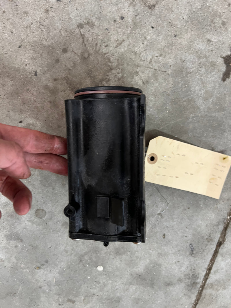 Evinrude Etec 2 stroke outboard VST top and canister