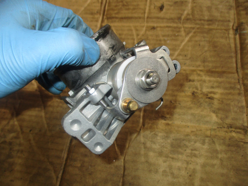 Suzuki DF140A outboard throttle body w/ sensor (13300-92J00)