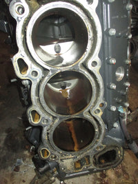 Load image into Gallery viewer, Yamaha 250hp 4 stroke outboard Crankcase Block
