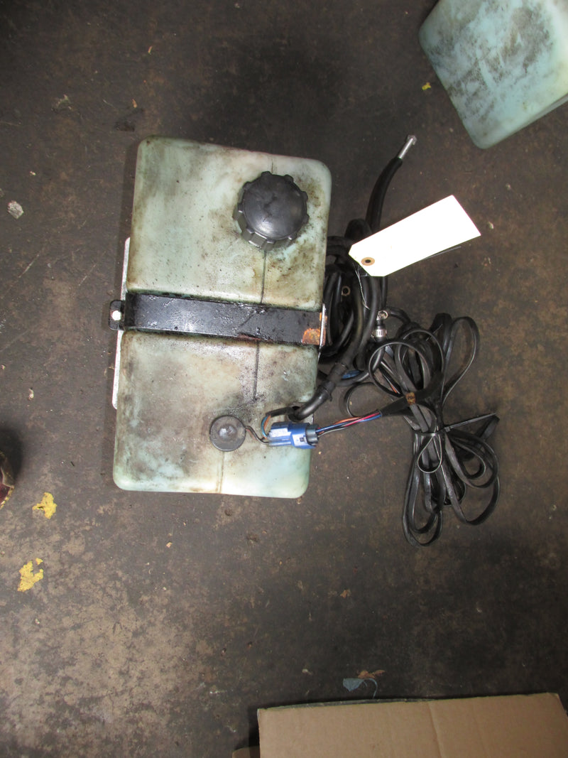 Yamaha Outboard 10.5L Remote oil tank W/bracket/harness