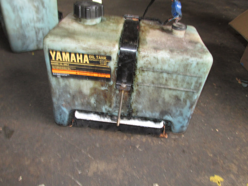 Yamaha Outboard 10.5L Remote oil tank W/bracket/harness