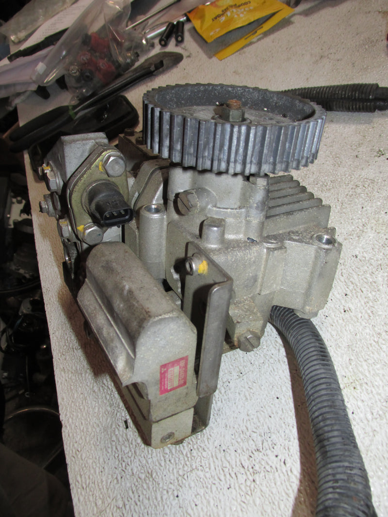Yamaha 200hp HPDI 2 Stroke Outboard Fuel injection pump (68F-13910-00)