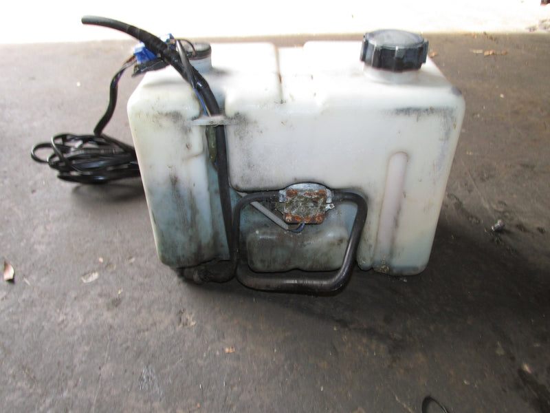 Yamaha Outboard 10.5L Remote oil tank W/harness