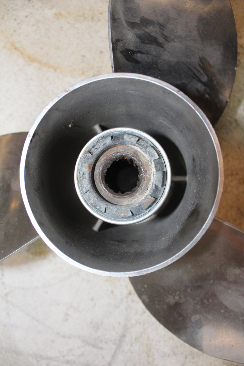 Mercury Mariner 75hp 2 Stroke Outboard Stainless Propeller Solas