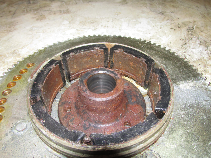 Suzuki DT75 75hp Outboard Flywheel (32102-95601)