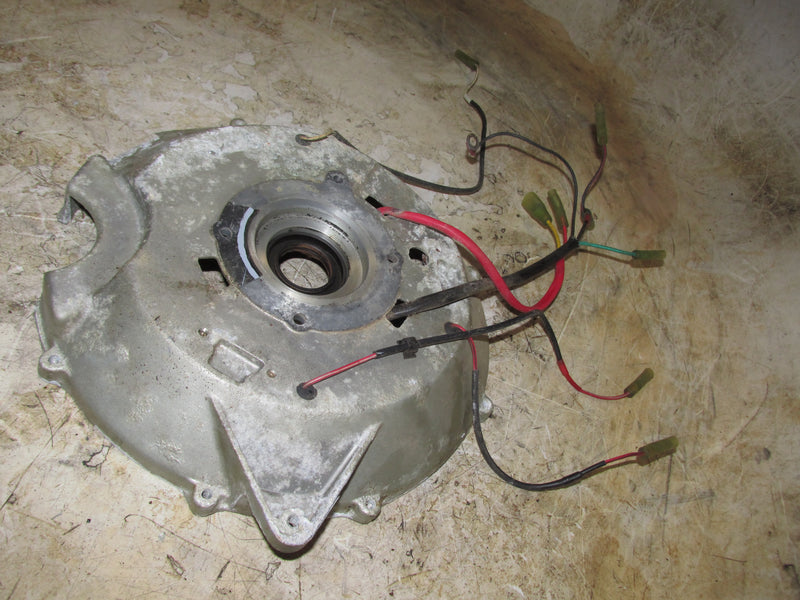 Suzuki DT75 75hp Outboard Stator/Timer Base (32120-95600)