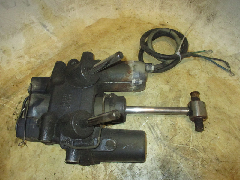 Yamaha 85hp 2 Stroke outboard Tilt Trim Unit (6H1-12)