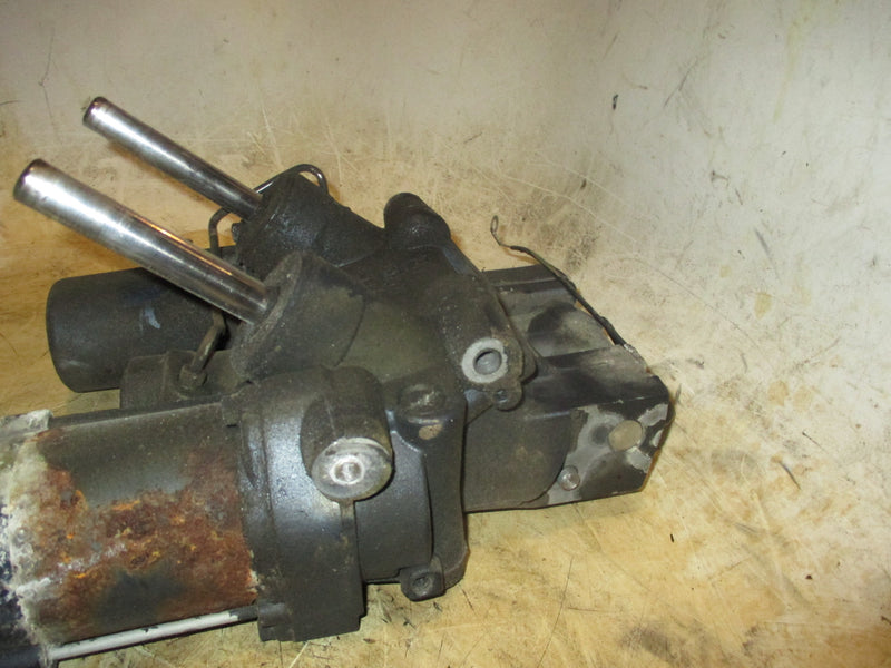 Yamaha 85hp 2 Stroke outboard Tilt Trim Unit (6H1-12)