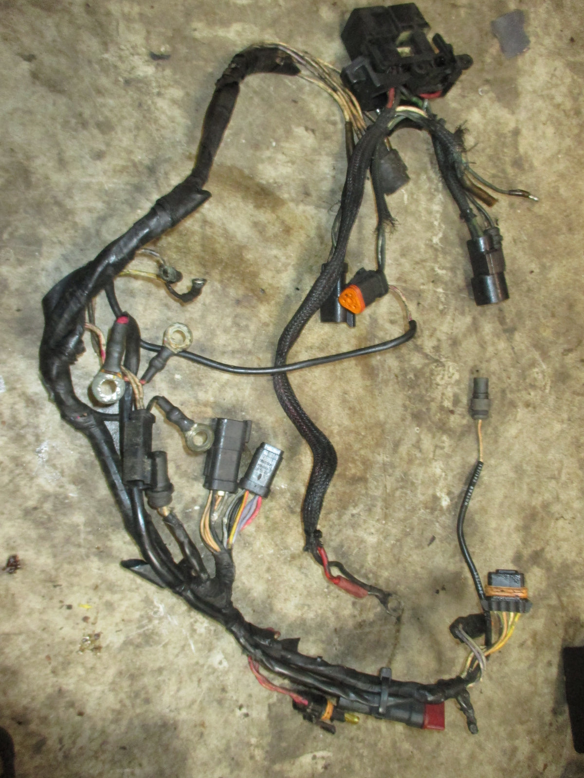 Evinrude 115hp 2 stroke 60 degree outboard engine wiring harness w/ trim relays