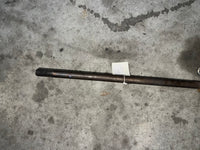 Load image into Gallery viewer, Yamaha 115hp 2 stroke outboard 20" lower unit PARTS ONLY
