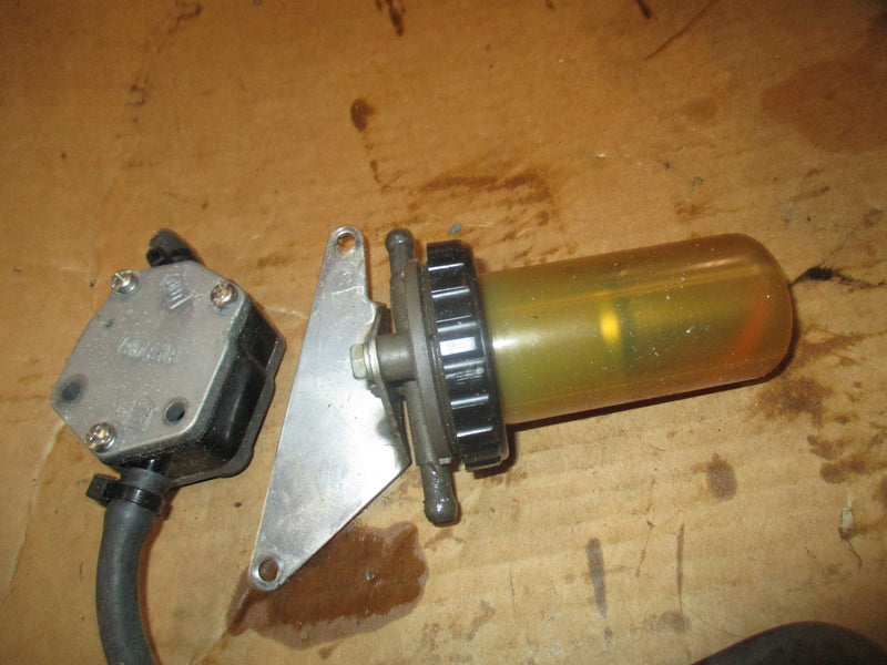 Yamaha 115hp 2 stroke outboard fuel pump and filter