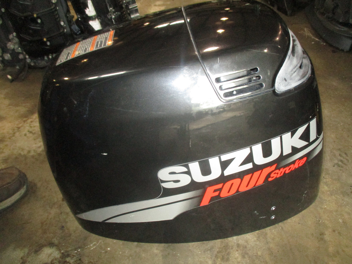 Suzuki DF90 outboard top cowling