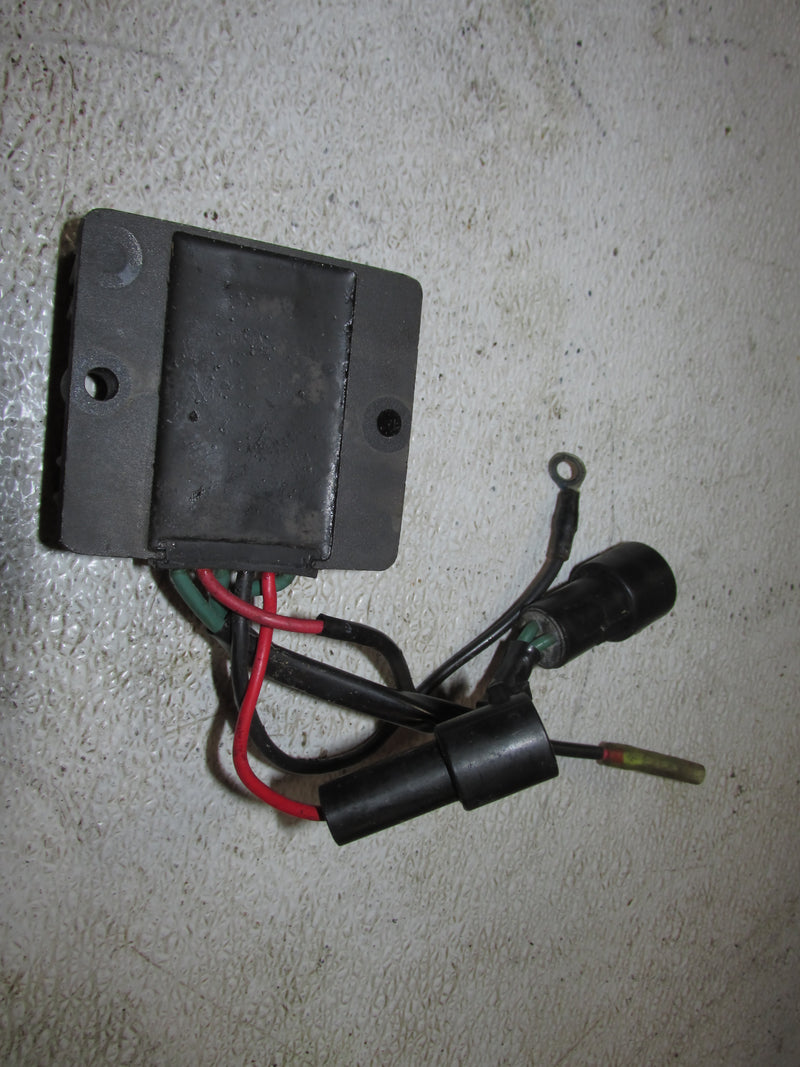 Yamaha 150hp 2 Stroke Outboard Rectifier Regulator (6R2-81960-10)