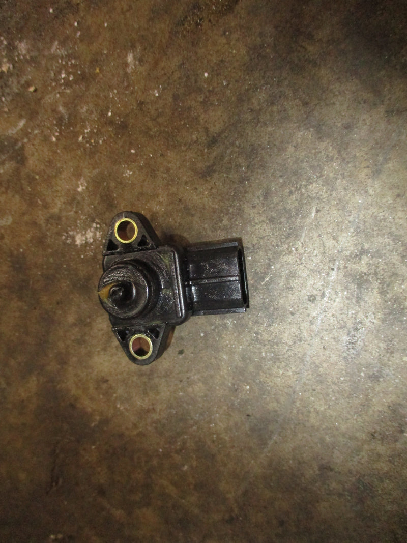 Suzuki DF90 outboard map sensor (18590-72F21)