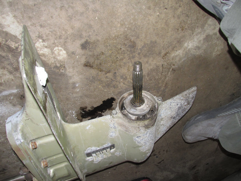 Suzuki DT75 75hp Outboard 20" Lower Unit (Parts Only)