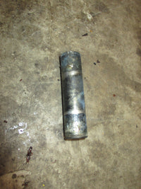 Load image into Gallery viewer, Evinrude 115hp 2 stroke 60 degree outboard upper trim pin (335480)
