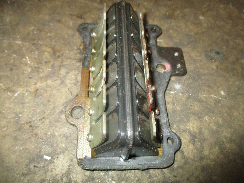 Mercury 25hp 2 stroke outboard intake manifold w/ reeds (14112T)