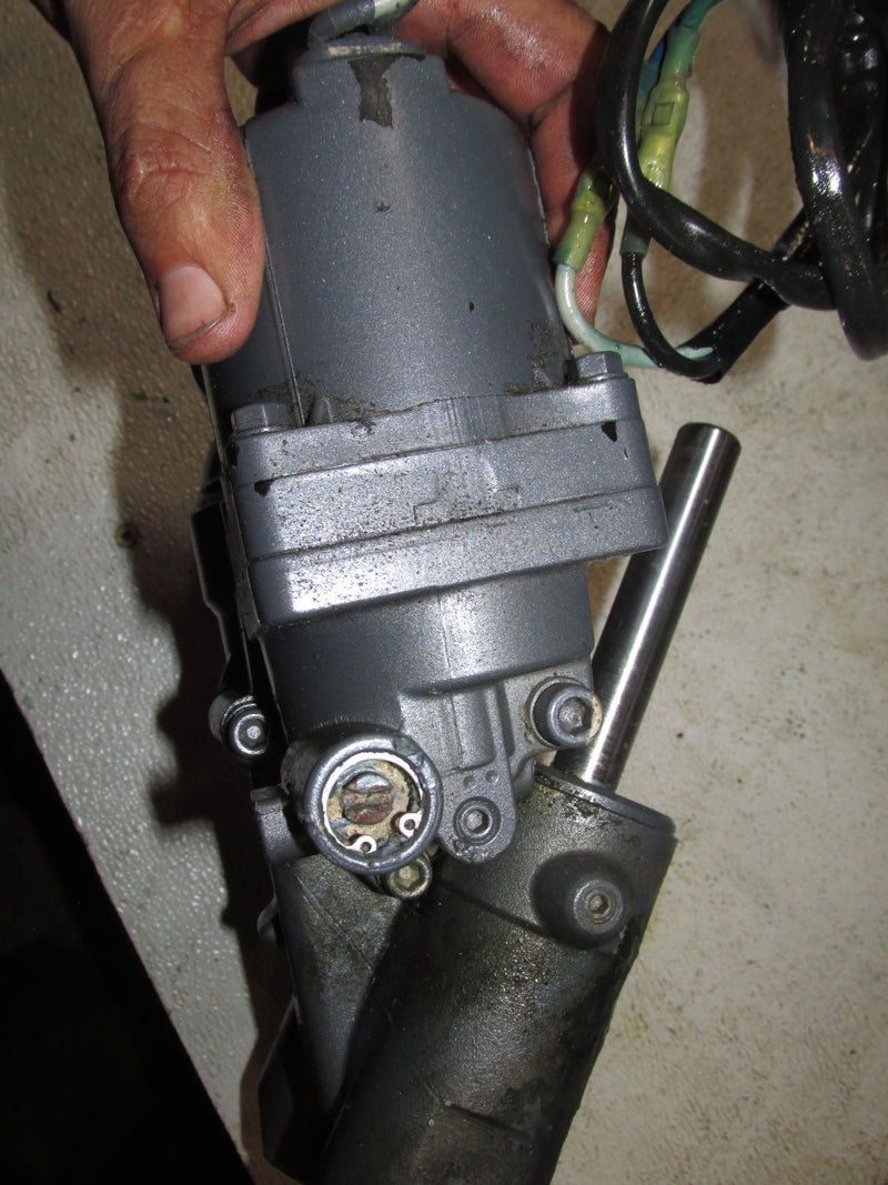 Yamaha 150hp 2 Stroke Outboard Tilt Trim Unit