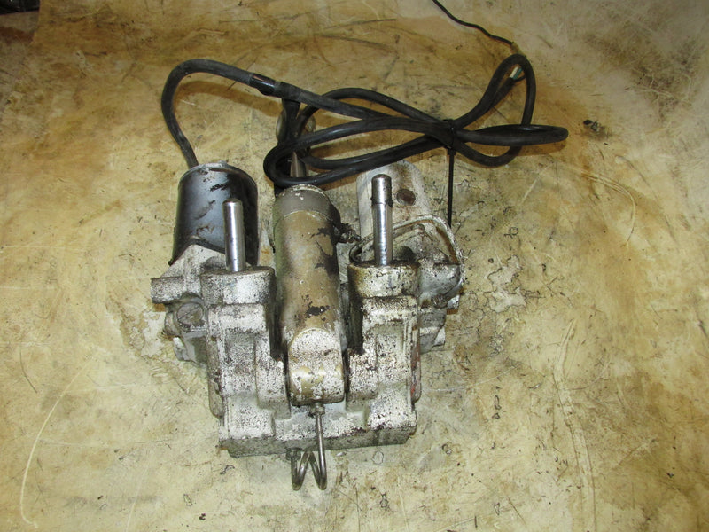 Johnson Seahorse 175hp 2 Stroke Outboard Tilt Trim Unit (323847)