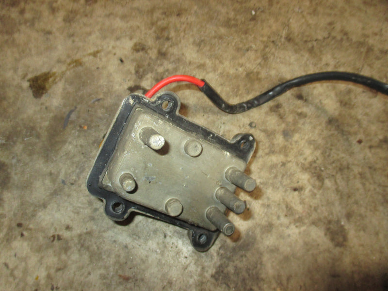 Johnson/Evinrude 150hp 2 stroke 60 degree outboard rectifier regulator (586048)