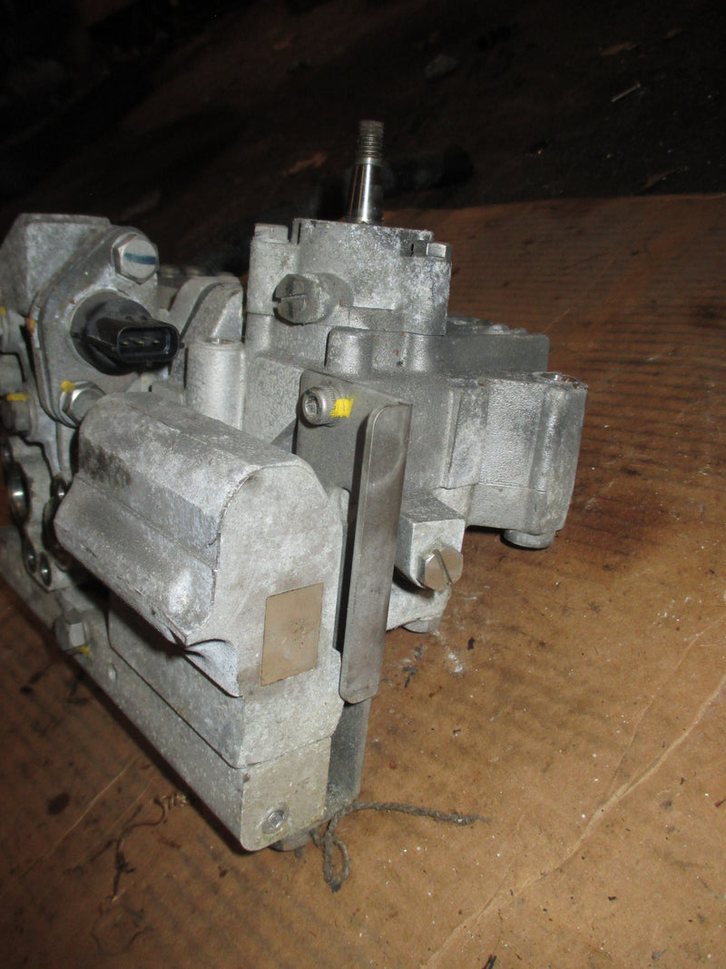 Yamaha 200hp HPDI outboard fuel injecting pump (68F-13910-00)