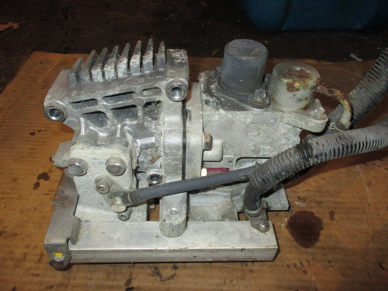 Yamaha 200hp HPDI outboard fuel injecting pump (68F-13910-00)
