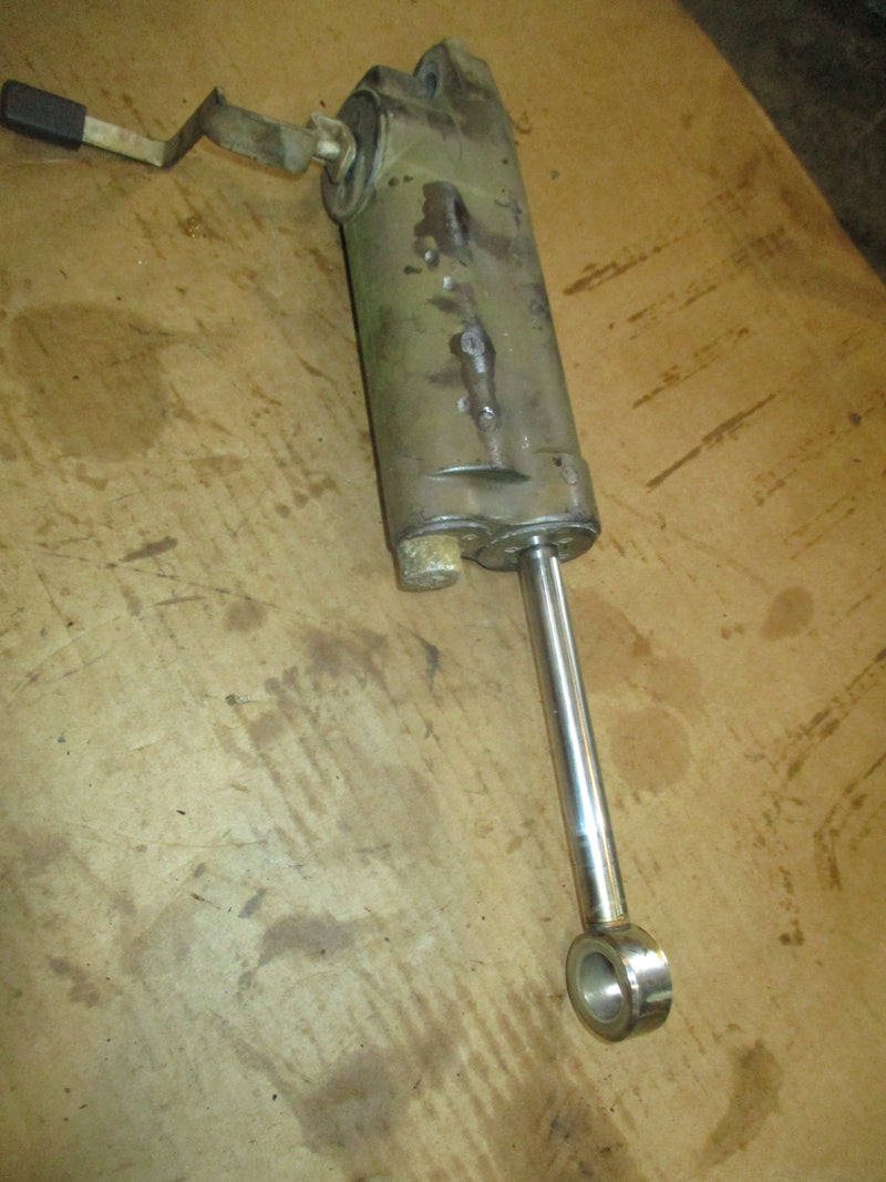 Yamaha 40hp 4 stroke outboard tilt assist (67C-43107-12)