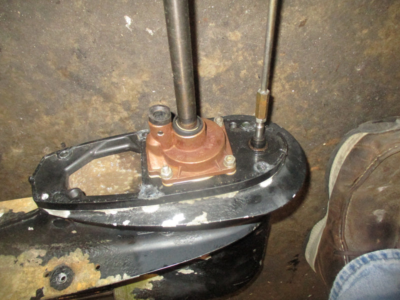 Suzuki DF40-50 outboard 15" lower unit