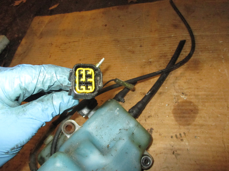 Yamaha 200hp HPDI outboard oil tank n sensor