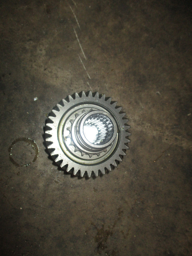 Suzuki DF90 outboard driven gear (12732-90J00)