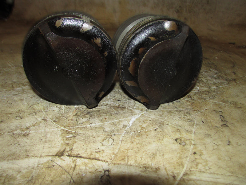 Johnson 115hp 2 Stroke Outboard Piston and Rod Set of 2 (328355)