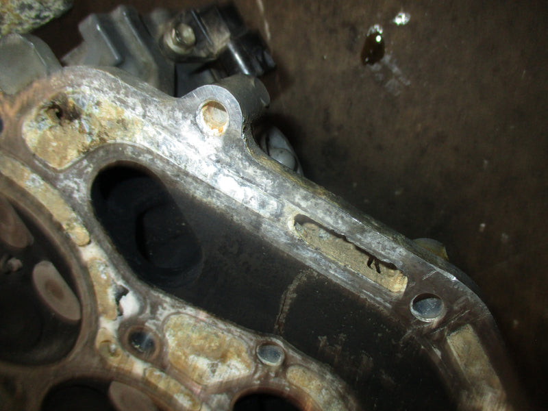 Johnson Suzuki 115hp 4 stroke outboard cylinder head CRACKED