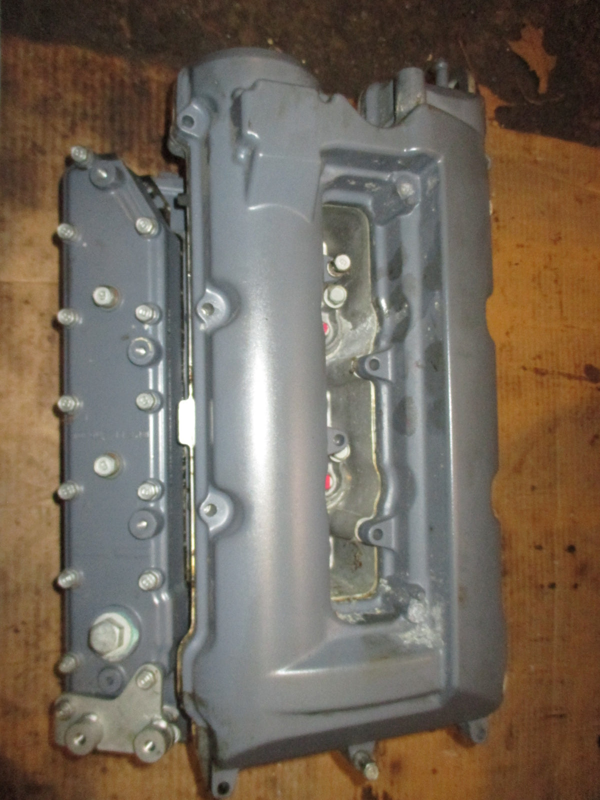 Yamaha 225hp 4 stroke outboard starboard cylinder head (69J-01)