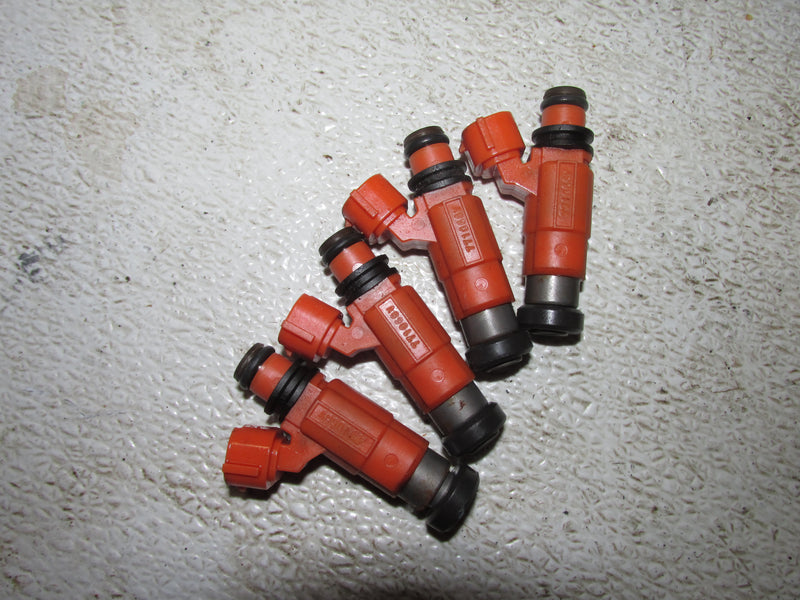 Suzuki DF115 115hp Outboard Fuel Injector Set (15710-65000)