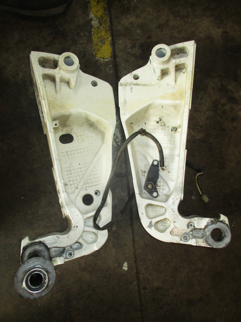 Johnson Suzuki 115hp 4 stroke outboard motor mounting brackets set
