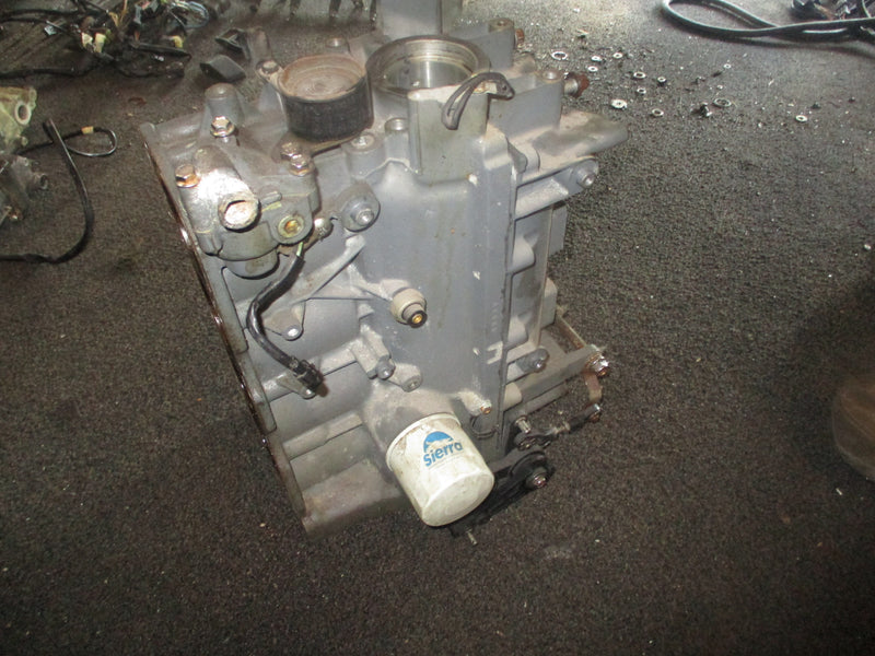 Suzuki DF70 outboard crankcase block