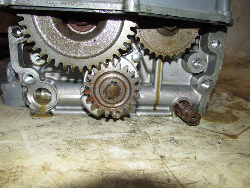 Suzuki DF140 140hp Outboard Cylinder Head (Parts Only)