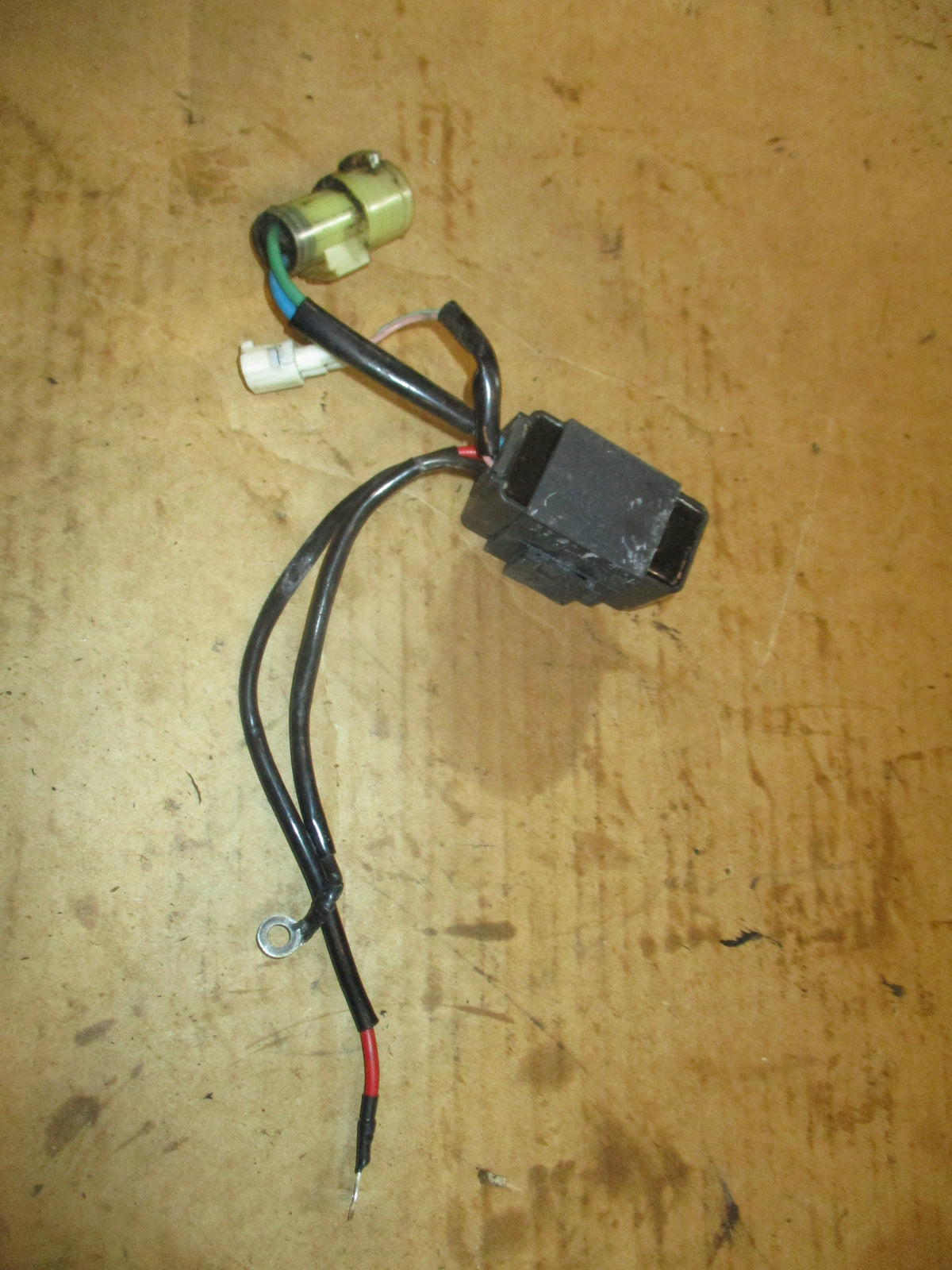 Johnson Suzuki 115hp 4 stroke outboard tilt trim relay (38410-93J11)